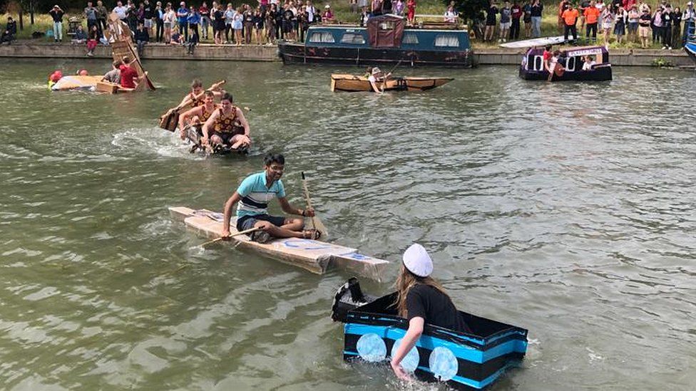Cambridge students' cardboard boat race sunk by insurers - BBC News