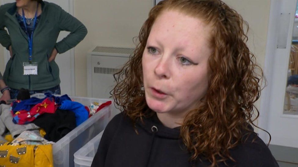 Wychbold baby clothes bank shows 'you don't need new' BBC News