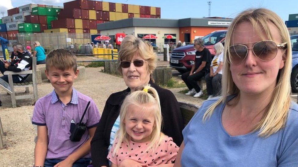 Kirsty Simpson (r), with her children William and Poppy, and their gran Patricia Davies
