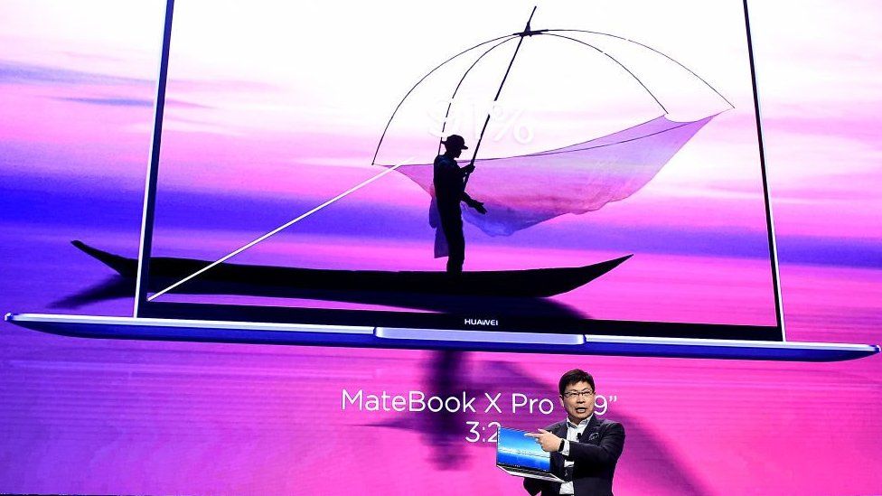 Richard Yu and Huawei laptop