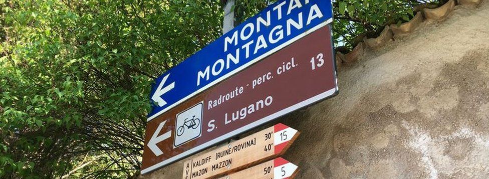 Road sign in South Tyrol