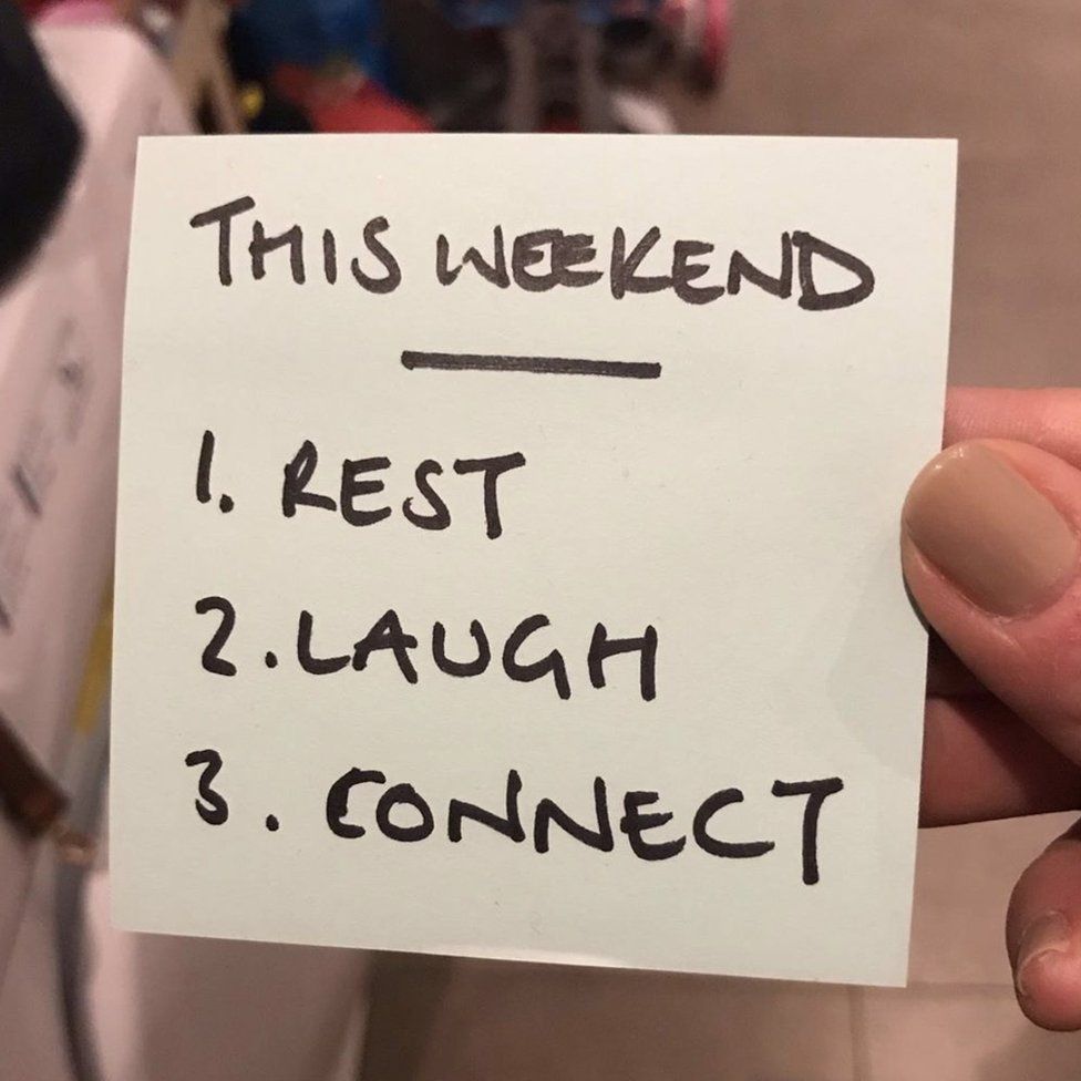 note saying: to do list: rest, laugh, connect