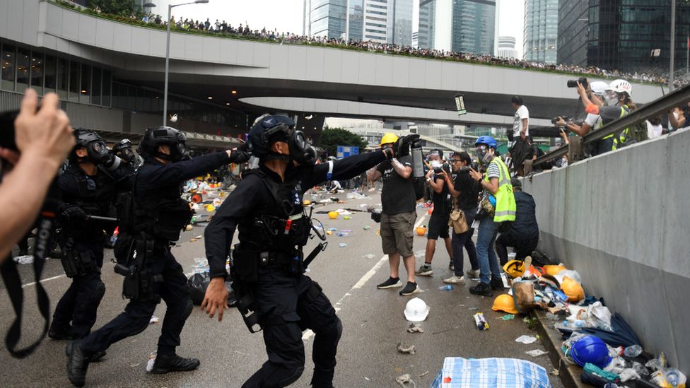 Китай принял радикальный закон о национальной безопасности в ответ на массовые протесты 2019 года в Гонконге