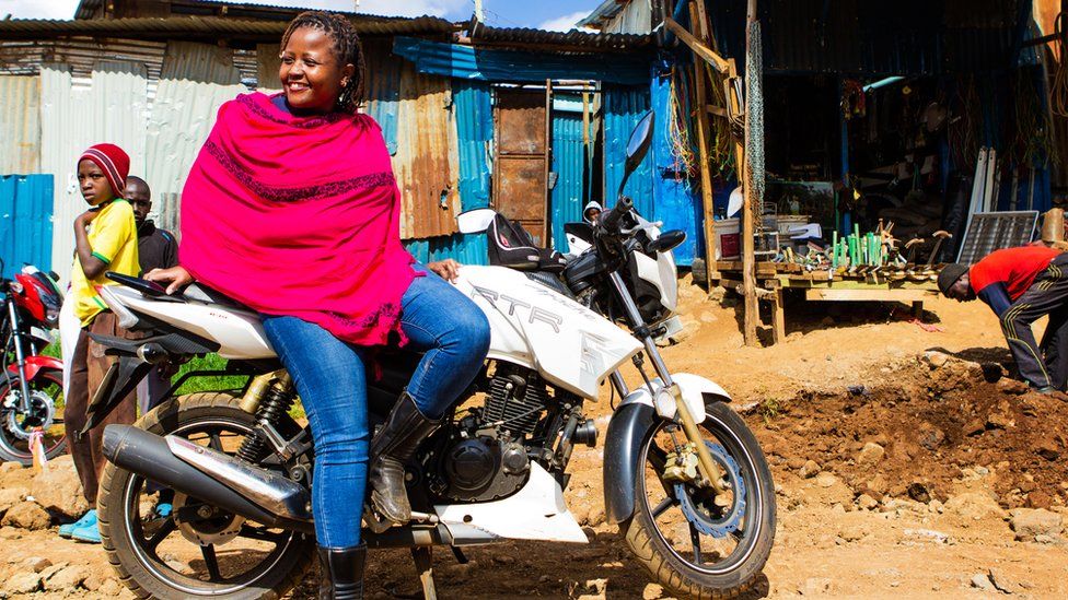 Kenyan biker Sylvia Thiong'o