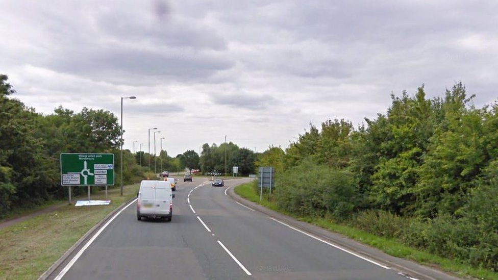 Banbury driver dies after A41 lorry collision BBC News