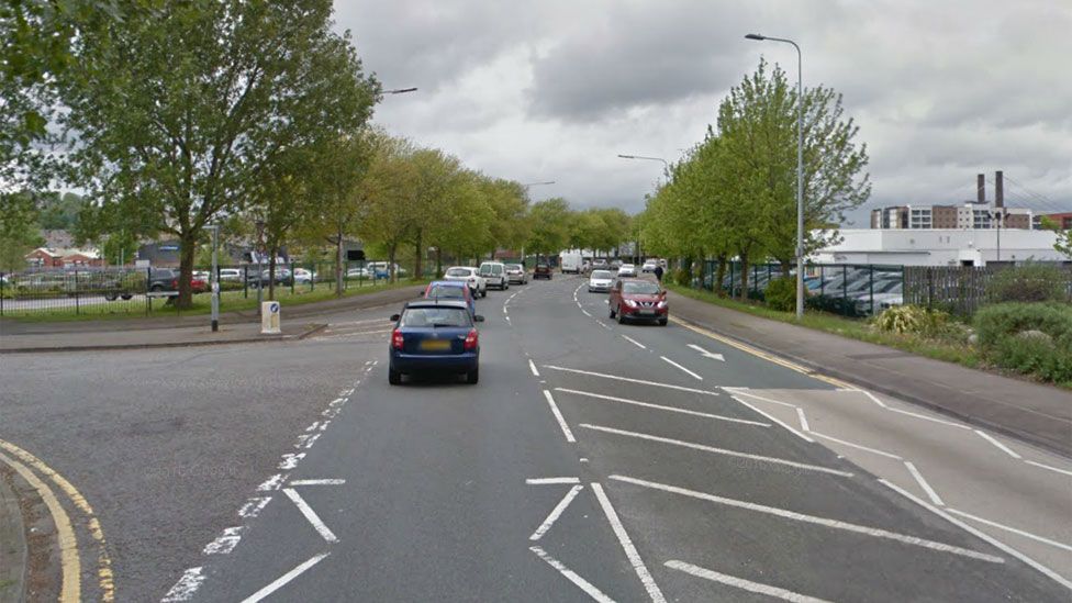 Newport Usk Way crash: Two girls critical in hospital - BBC News