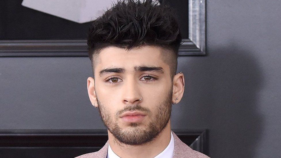 Zayn Malik files 'no contest' plea to harassment charges - BBC News