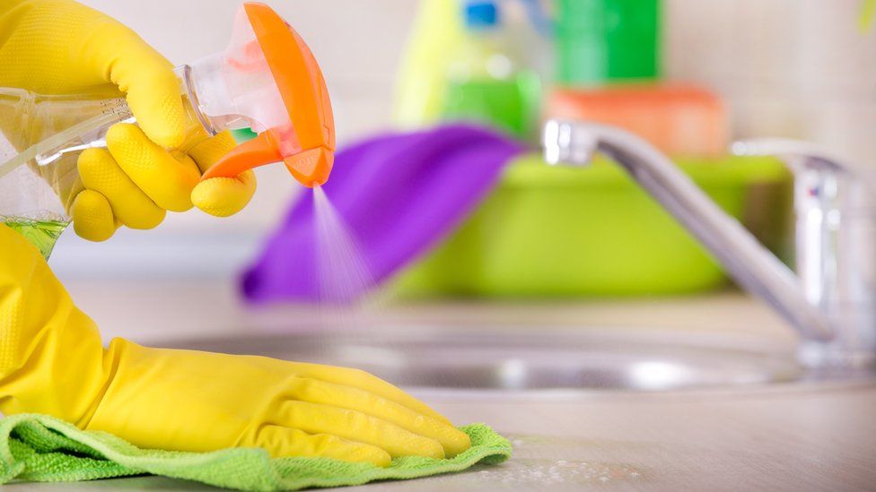 Cleaner 'blocked' and fined £25 for being ill - BBC News