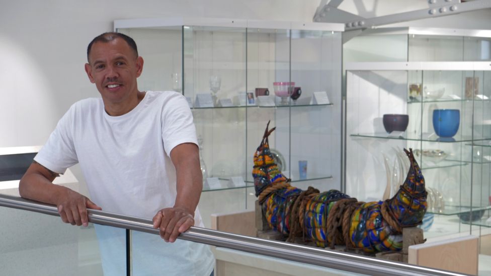 Lichfield glassblowing plumber taps into a world of colour BBC News