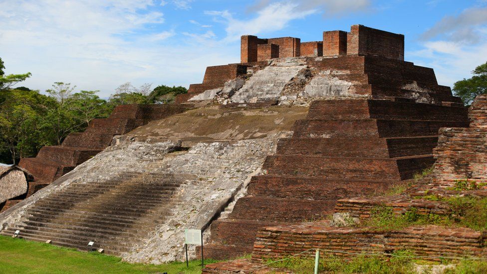 A Mayan pyramid in the ancient city of Comalcalco