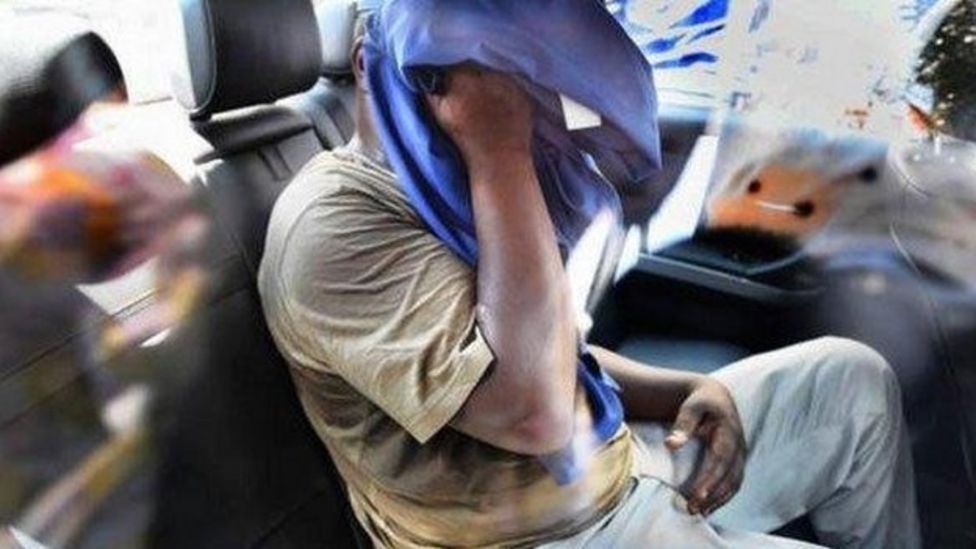 13 of the world s most stupid criminals BBC News