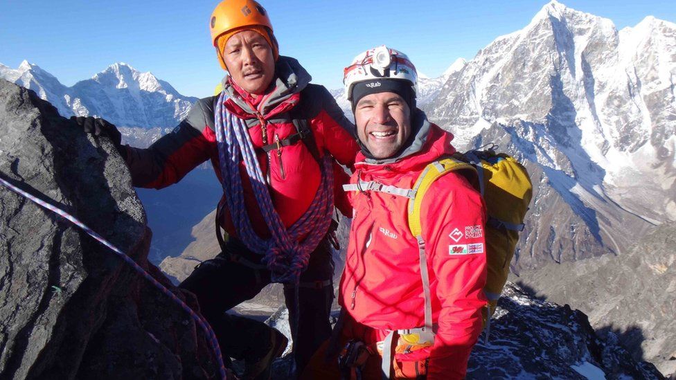 Everest explorer Richard Parks a 'ticking time bomb' - BBC News