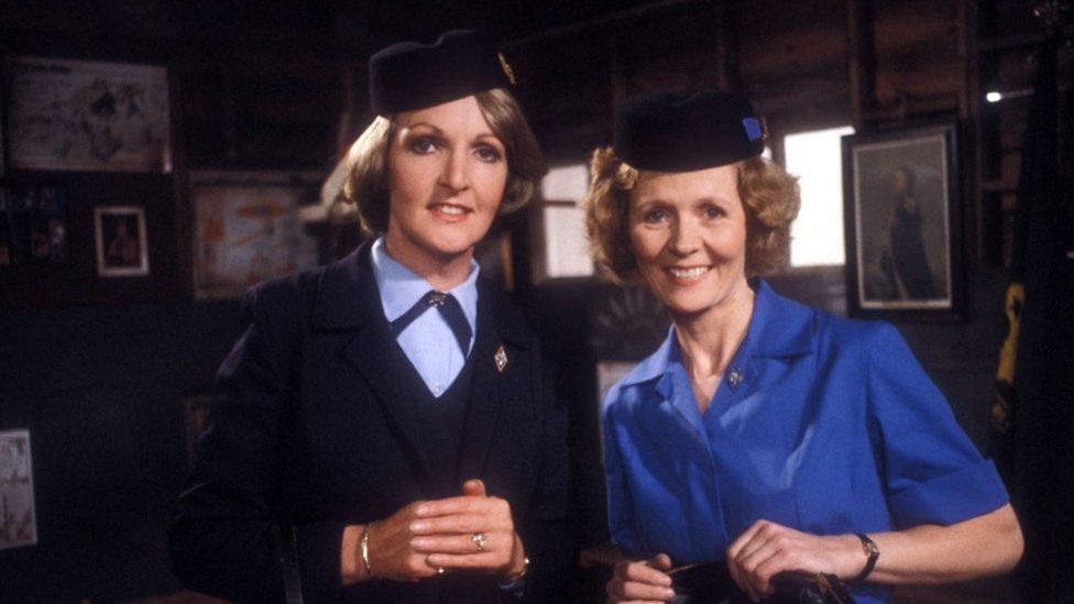 Penelope Keith and Angela Thorne