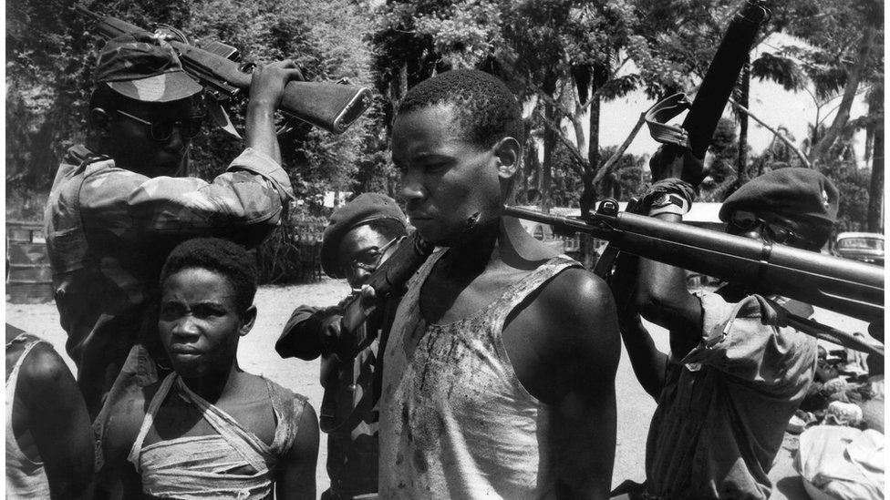 Don McCullin photographs on show at Bruton art gallery - BBC News