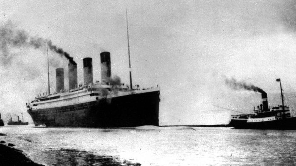 Southampton docks Titanic memorial plaque mystery solved - BBC News