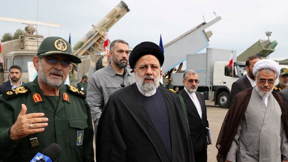 Iranian President Ebrahim Raisi inspects military equipment at a Revolutionary Guards naval site in Bandar Abbas, Iran (2 February 2024)