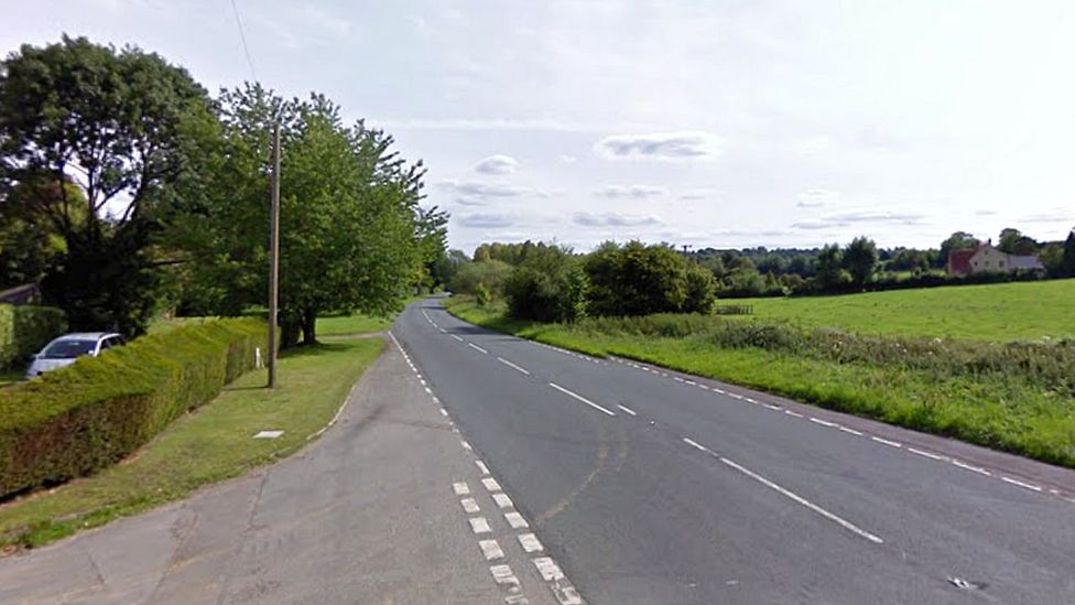 Driver killed in twocar crash on Wiltshire road BBC News