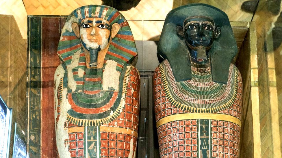 Two mummies at Manchester Museum