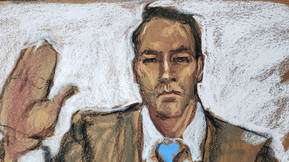 Судебный рисунок Клети Келлера, когда он появился на виртуальном слушании перед мировым судьей G Майклом Харви в суде округа Колумбия 22 января 2021 г.