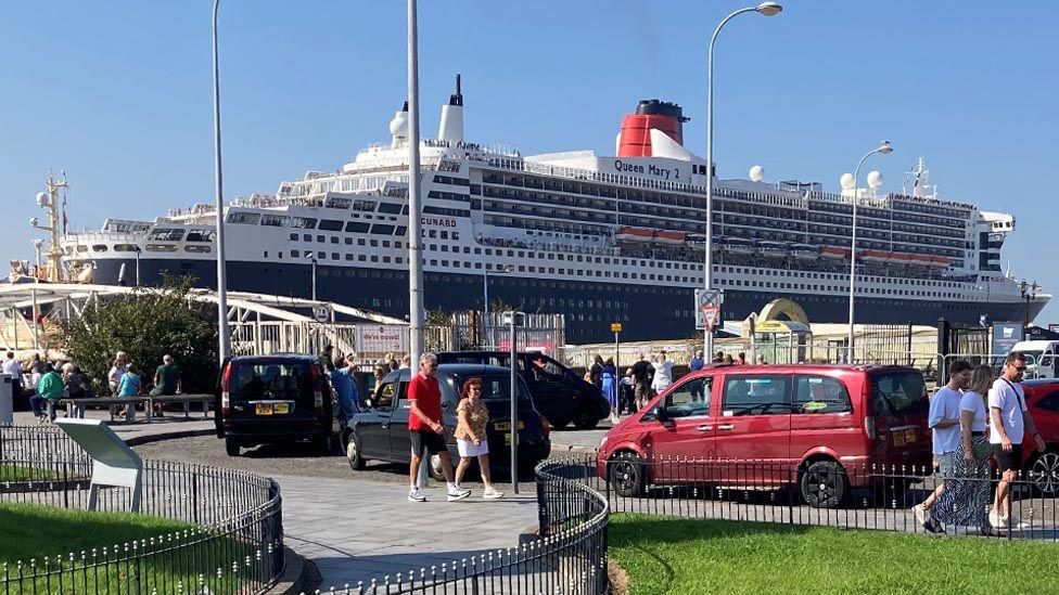 Queen Mary 2 berthed in Liverpool