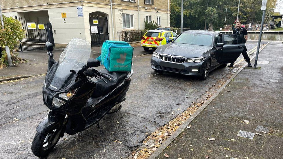 Police stop Deliveroo rider with cannabis