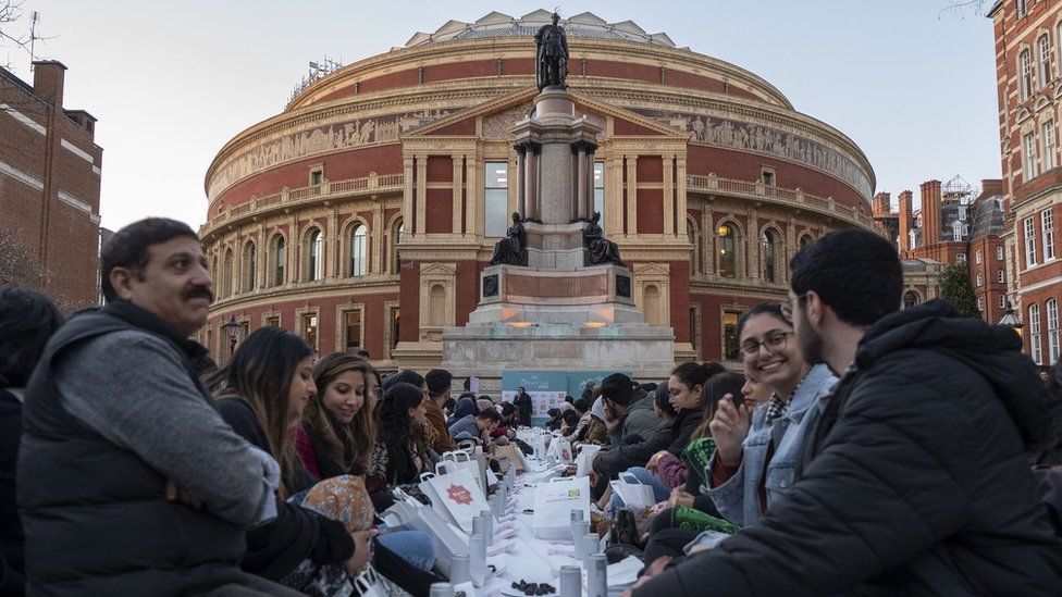 people wait for iftar outside the Albert Hall