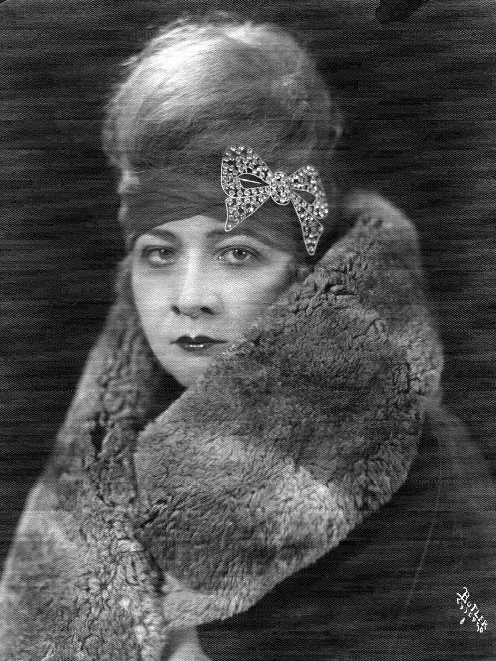 Sophie Tucker as a young woman