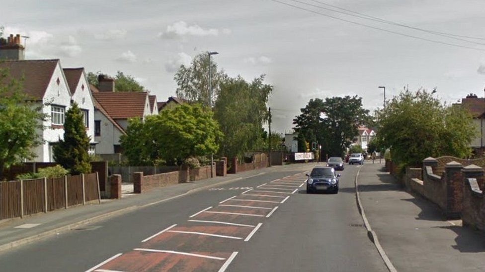 Knowsley attack Boy, 14, 'attacked by group with machete' BBC News