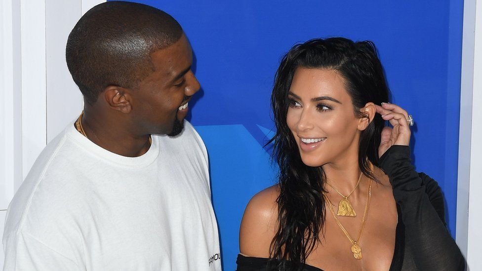 TV personality Kim Kardashian West and recording artist Kanye West arrive at the 2016 MTV Video Music Awards