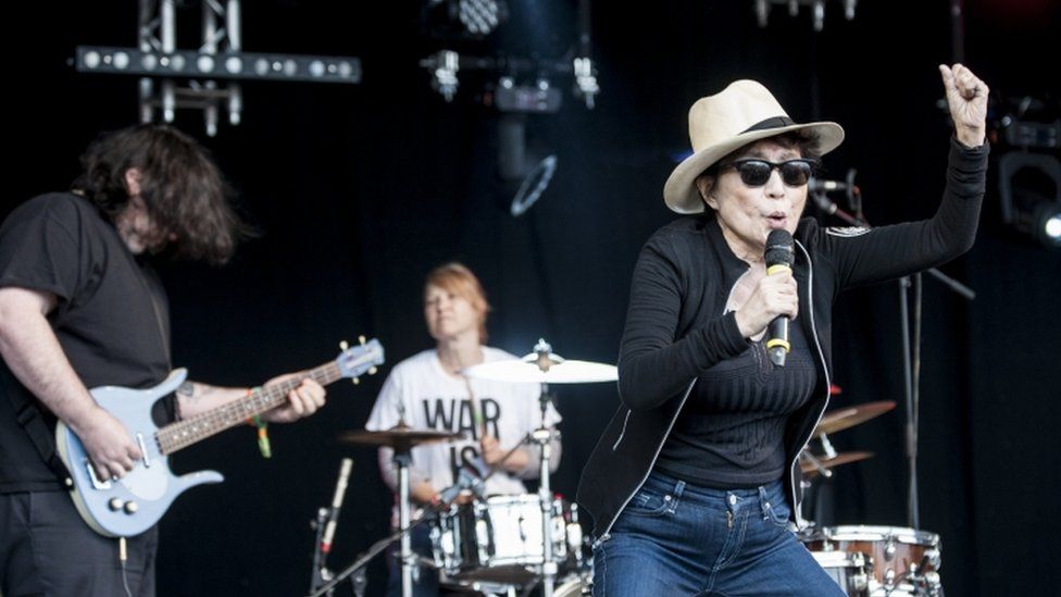 Yoko Ono performing at Glastonbury Festival in 2014