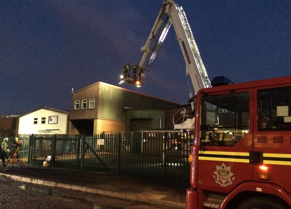 Fire at Coventry Castings factory causes smoke alert - BBC News