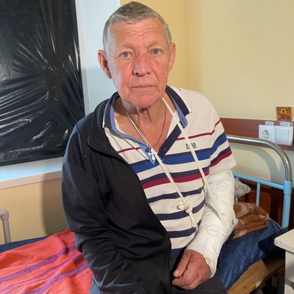 walls-full-of-pain-russia-s-torture-cells-in-ukraine-bbc-news