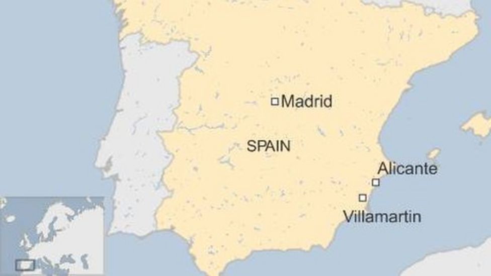 Britons held in Spain after UK man's death - BBC News