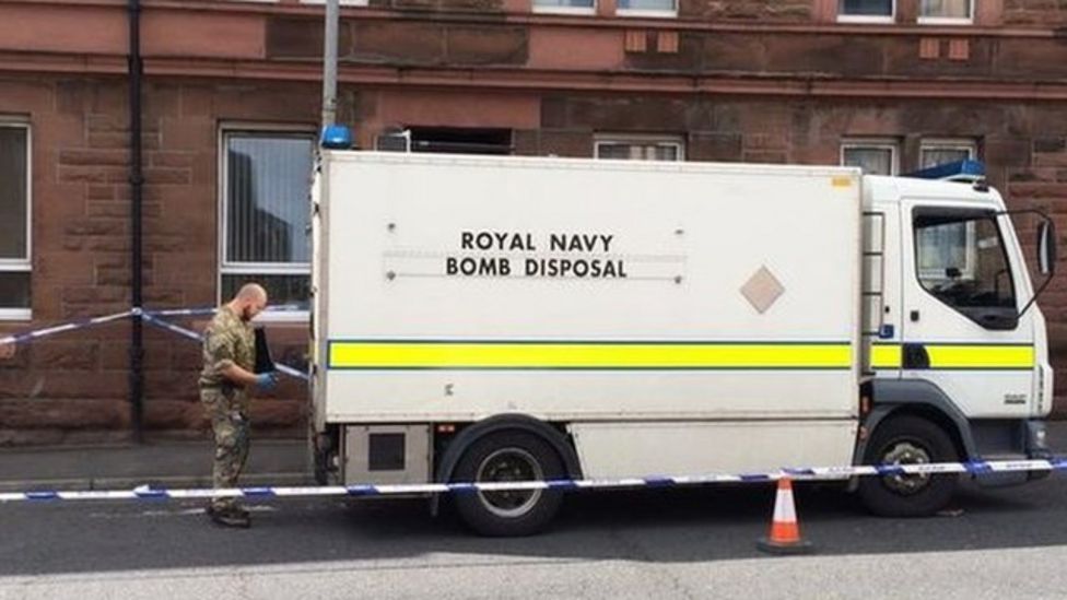 Bomb Squad Sent To Glasgow Flat - BBC News