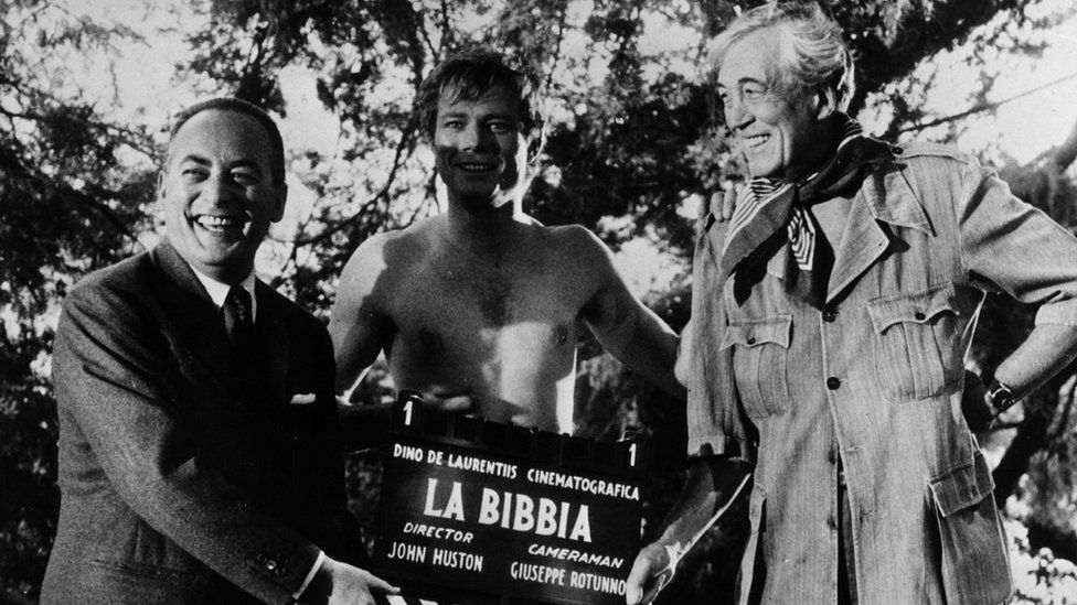 Michael Parks (centre) with producer Dino de Laurentiis (left) and director John Huston on the set of 1966's La Bibbia