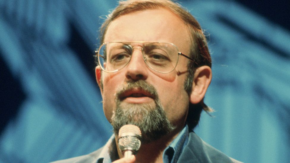 Top of the Pops : 1970s : Roger Whittaker