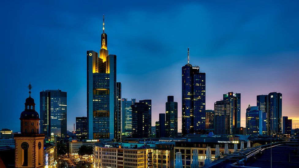 Frankfurt disputa espólio financeiro de Londres pós-Brexit
