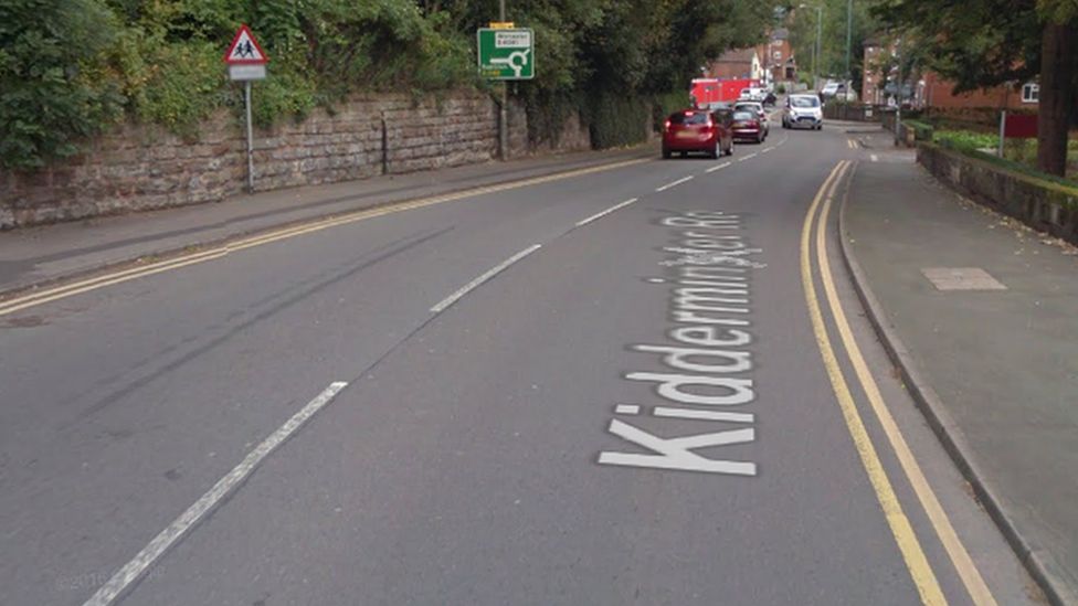 Pedestrian dies after being hit by a car in Bromsgrove BBC News