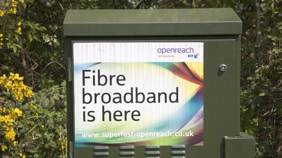 A fibre broadband exchange box