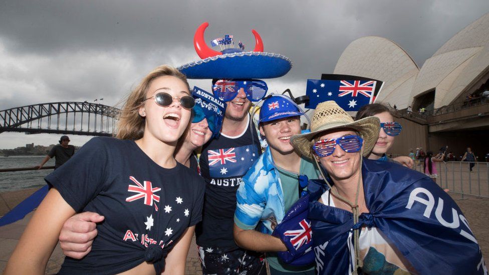 กลุ่มเยาวชนชาวออสเตรเลียฉลองวันชาติออสเตรเลียในปี 2018
