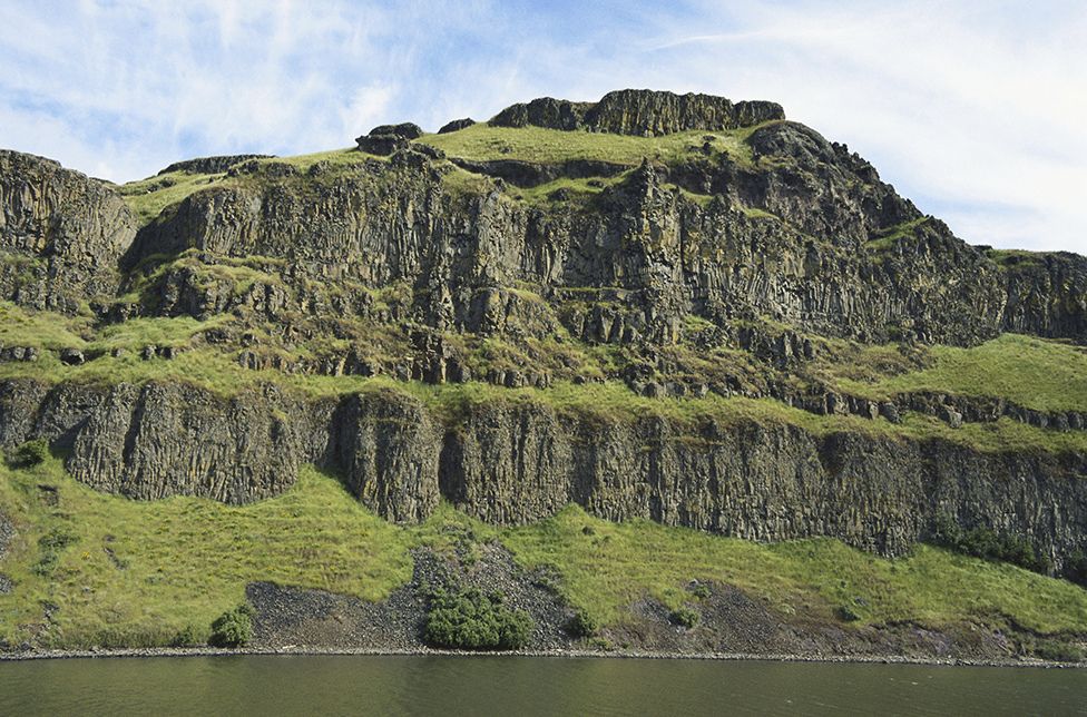 Columbia River flood basalts in North America