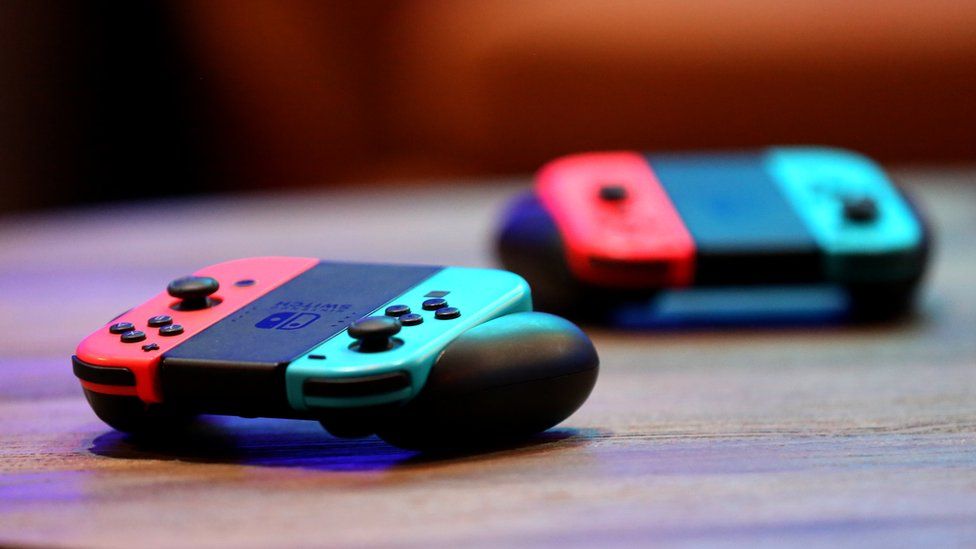 Nintendo Switch: Faulty Joy-Cons to be fixed for free after years of issues  - BBC Newsround