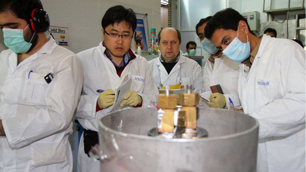 IAEA inspectors at a nuclear facility in Natanz, Iran (Jan 2014)