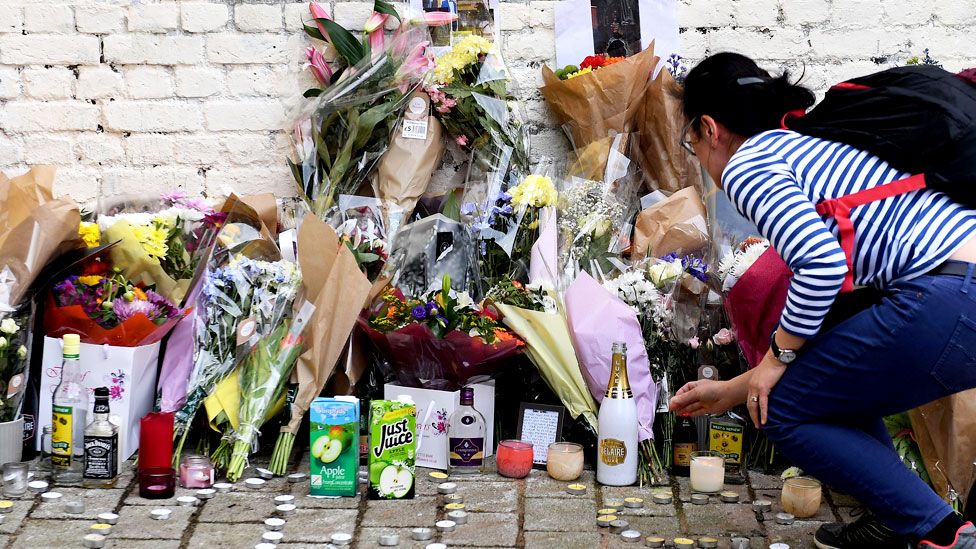 Floral tributes in London