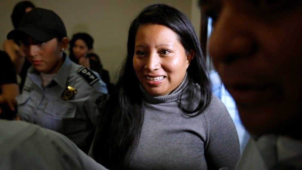 Teodora del Carmen Vasquez arrives at a court of justice for a sentence review hearing in San Salvador, El Salvador, December 13, 2017.