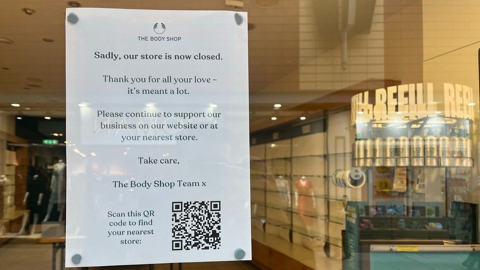 A closure notice in The Body Shop, Nuneaton