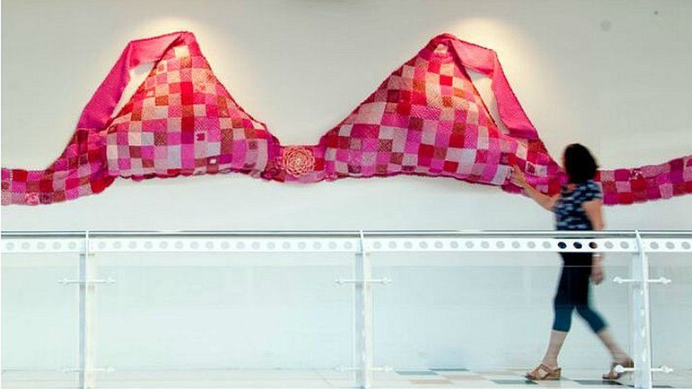 Giant 20ft crocheted bra fails to sell on  - BBC News