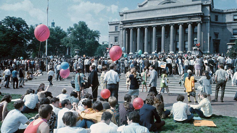 Protesters at Columbia in 1968