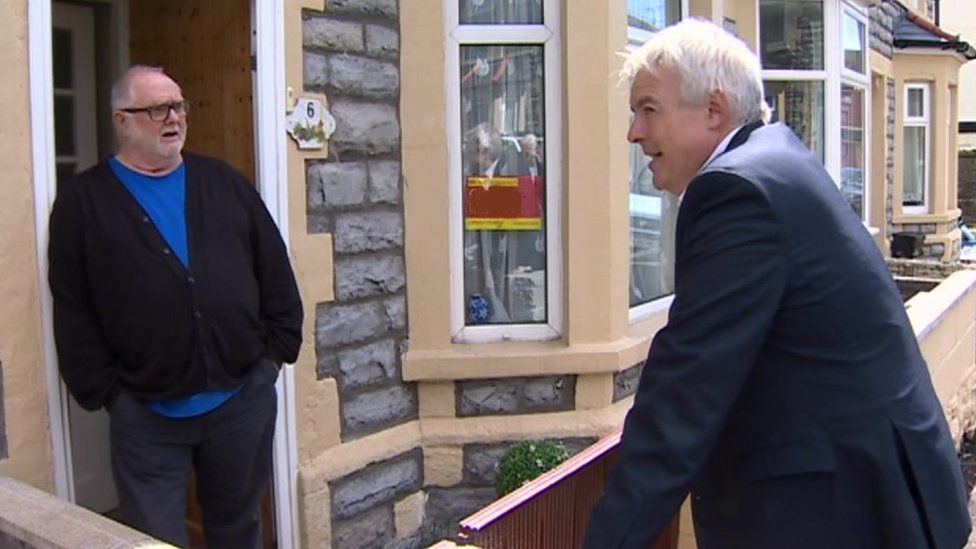Carwyn Jones calls on a voter in Barry, Vale of Glamorgan