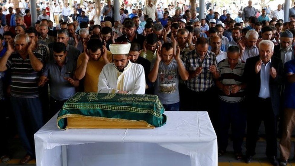 Funeral of Sehriban Nurbay, a 3-month-old girl killed in the Gaziantep bombing 21/08/2016